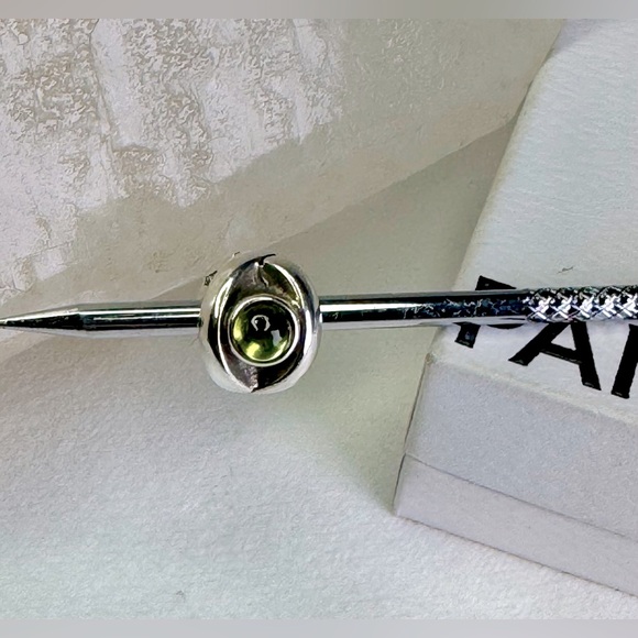 Authentic Pandora Retired Green Peridot Eye S925 Ale Sterling Silver Charm - Picture 2 of 14